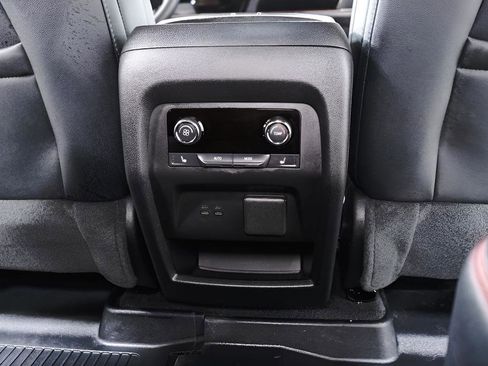 Used 2026 Chevrolet Traverse RS w/ LPO, Floor Liner Package AWD/4WD image 31