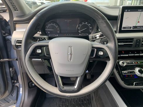 Used 2022 Lincoln Corsair AWD w/ Premium Package image 21