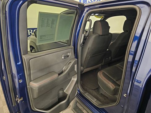 Used 2022 Nissan Frontier PRO-4X w/ Technology Package AWD/4WD image 20