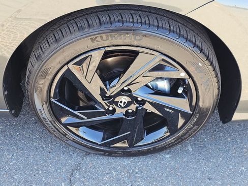 Certified 2026 Hyundai Elantra Sport FWD image 7