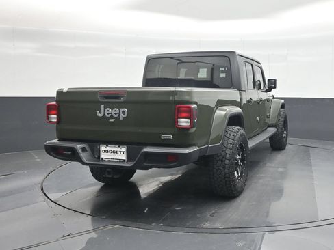 Used 2022 Jeep Gladiator Overland w/ Popular Equipment Package AWD/4WD image 26