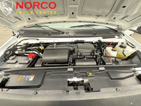 Used 2023 Ford E-350 and Econoline 350 Super Duty w/ Power Windows & Locks Group image 25