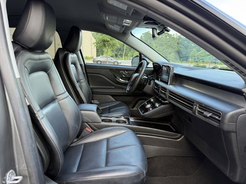 Used 2022 Lincoln Corsair FWD image 32