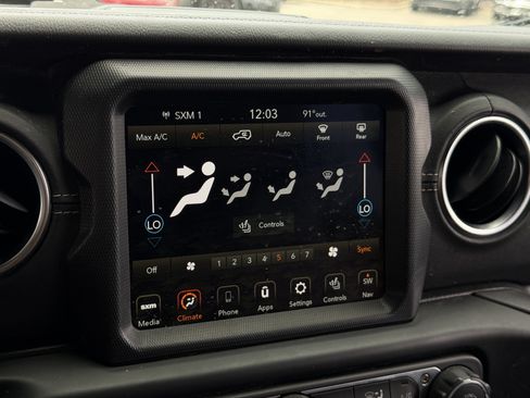 Used 2023 Jeep Wrangler Unlimited Sahara w/ Cold Weather Group AWD/4WD image 29