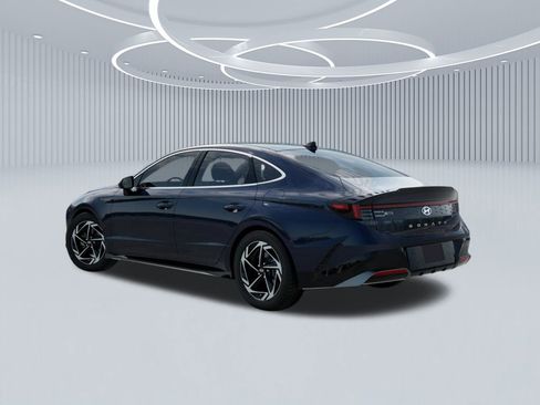 New 2026 Hyundai Sonata SEL FWD image 4