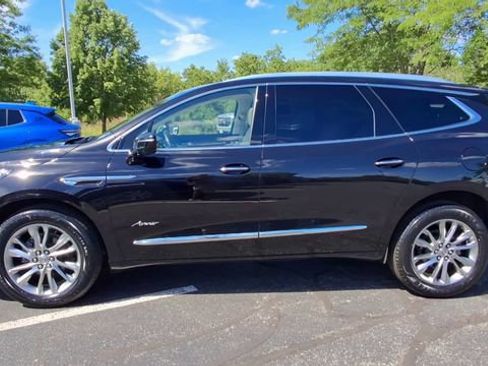 Certified 2023 Buick Enclave Avenir w/ Avenir Technology Package AWD/4WD image 5