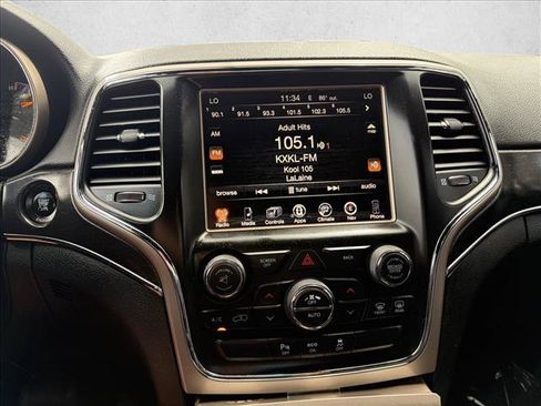 Used 2015 Jeep Grand Cherokee Limited w/ Trailer Tow Group IV AWD/4WD image 9