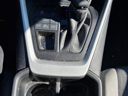 Used 2024 Toyota RAV4 XLE image 15