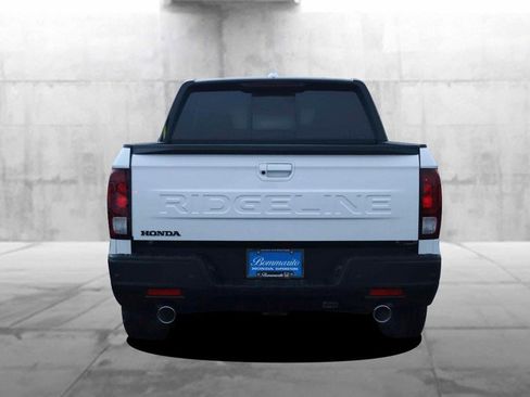 New 2026 Honda Ridgeline Black Edition image 6