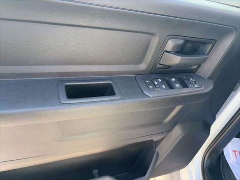 New 2026 RAM 2500 Tradesman AWD/4WD image 17