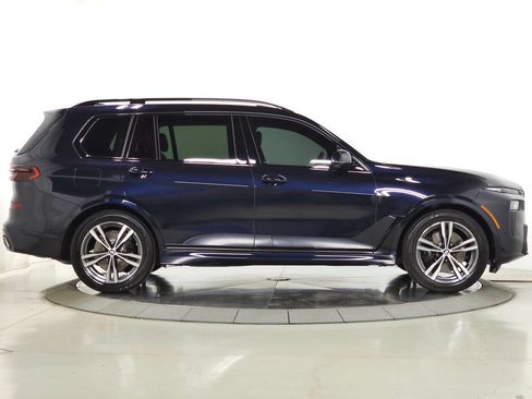 Used 2027 BMW X7 xDrive40i w/ Executive Package AWD/4WD image 12
