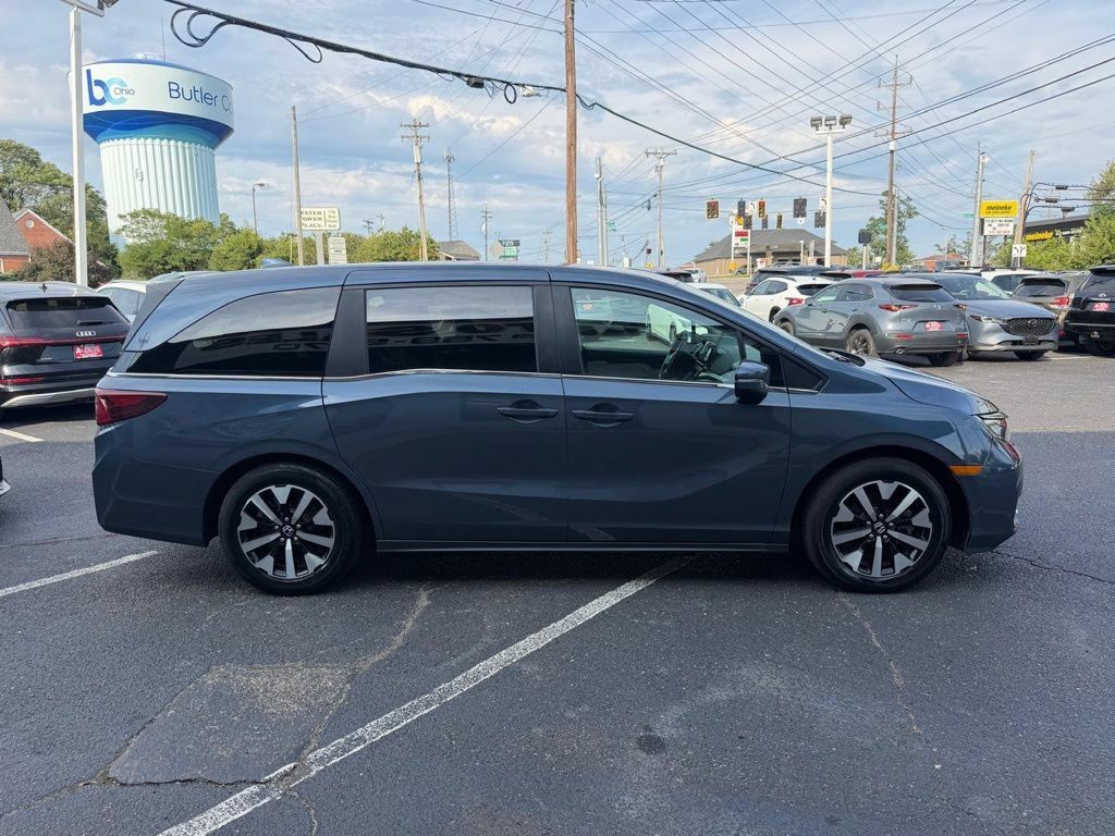 Used 2025 Honda Odyssey EX-L image 5
