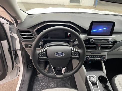 Used 2023 Ford Escape Active w/ Cold Weather Package FWD image 13