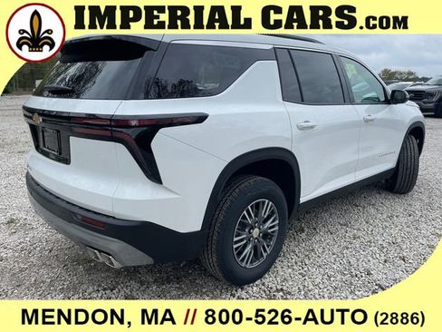 New 2026 Chevrolet Traverse LT w/ LPO, Floor Liner Package AWD/4WD image 13