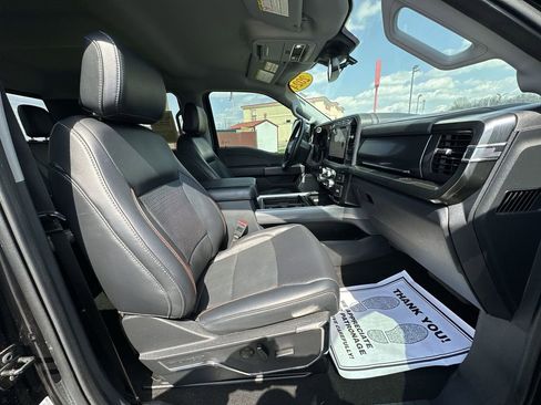 Used 2024 Ford F250 Lariat w/ Chrome Package image 24