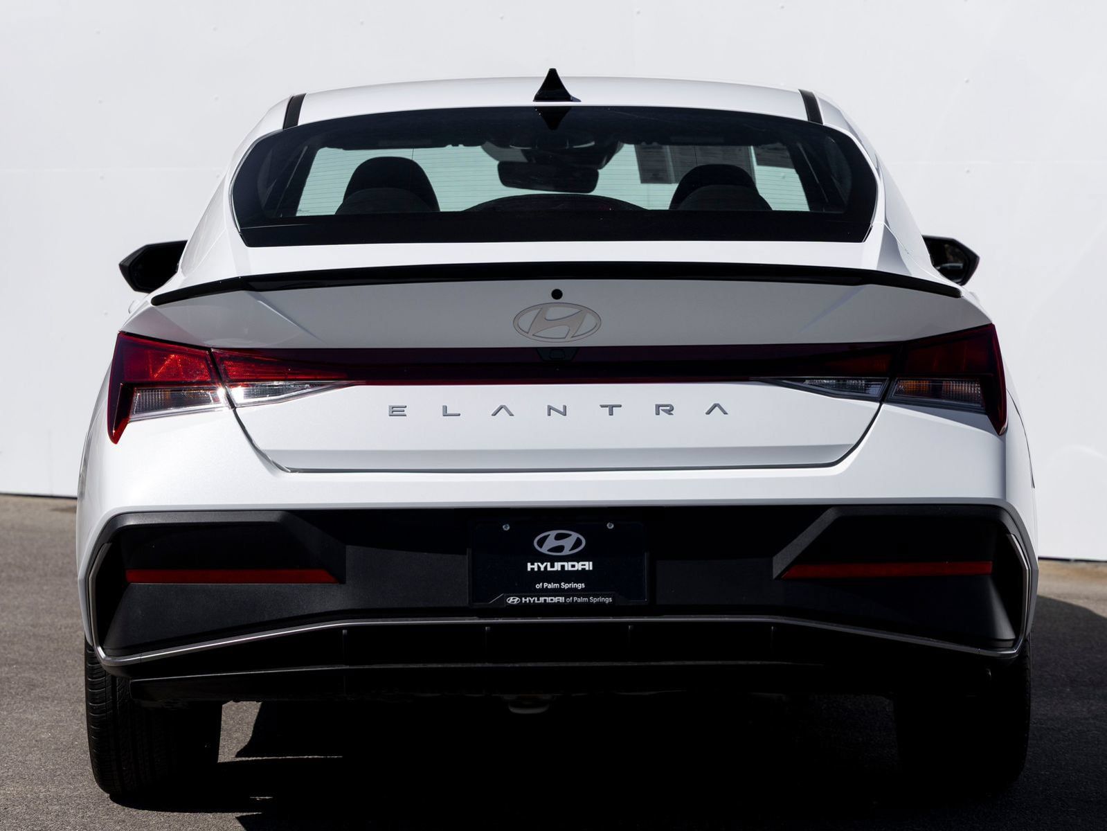 Used 2025 Hyundai Elantra Sport FWD image 6