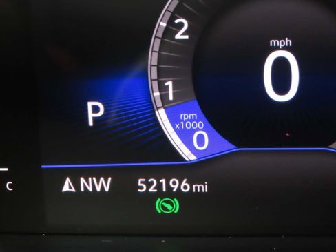 Used 2024 Volkswagen Taos SE FWD image 10