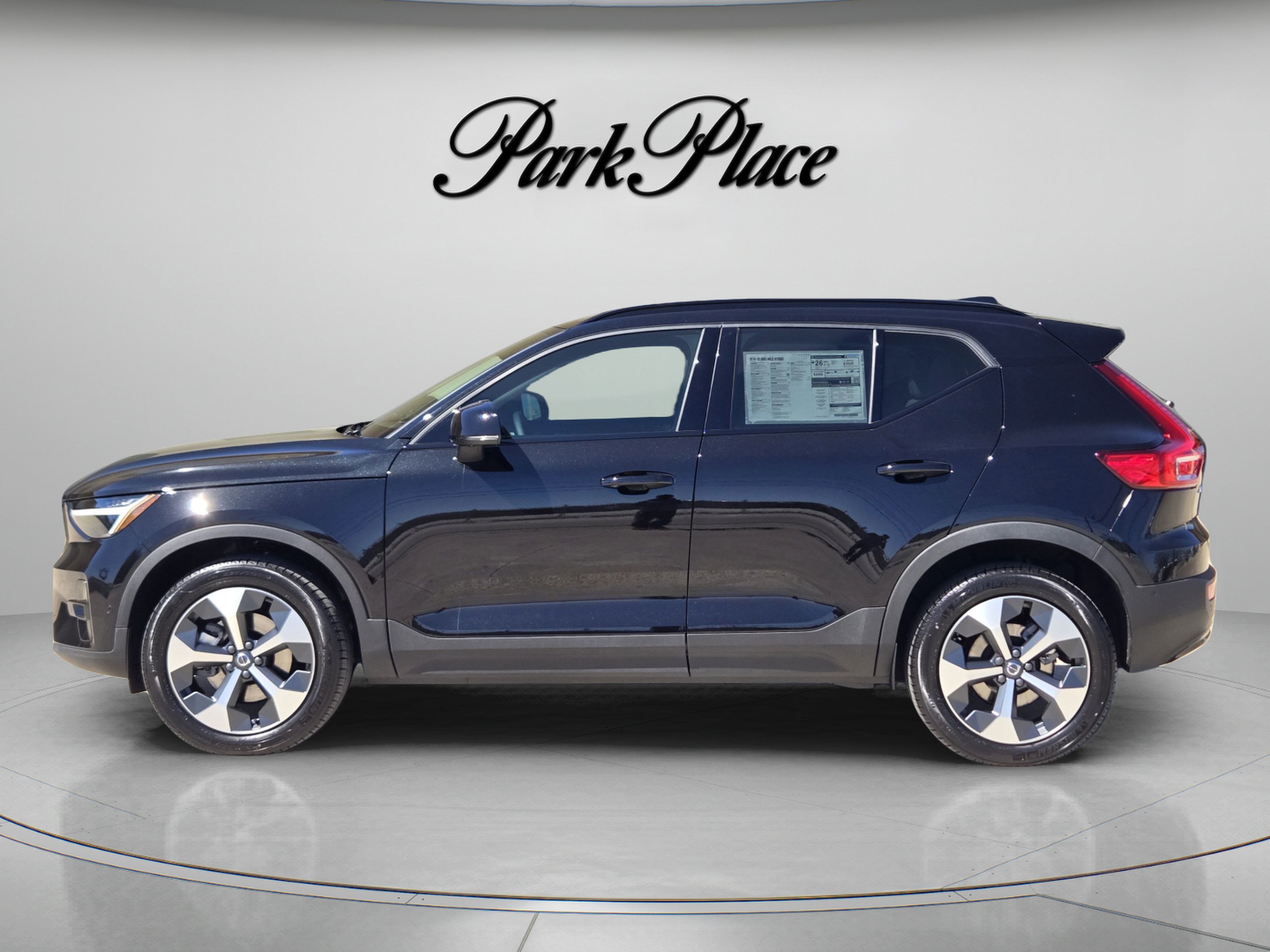 Used 2026 Volvo XC40 B5 Plus w/ Protection Package Premier AWD/4WD image 2