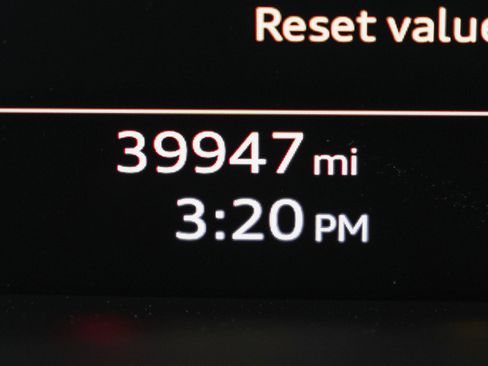 Used 2023 Audi Q7 Premium Plus w/ Premium Plus Package image 20