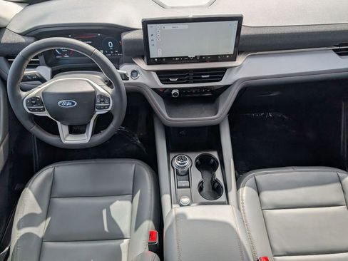 New 2026 Ford Explorer Active w/ Active Comfort Package image 41