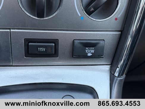 Used 2007 Toyota Matrix XR image 30