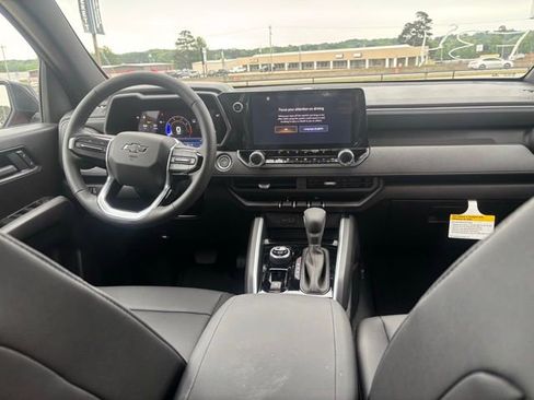 New 2026 Chevrolet Colorado Trail Boss AWD/4WD image 13
