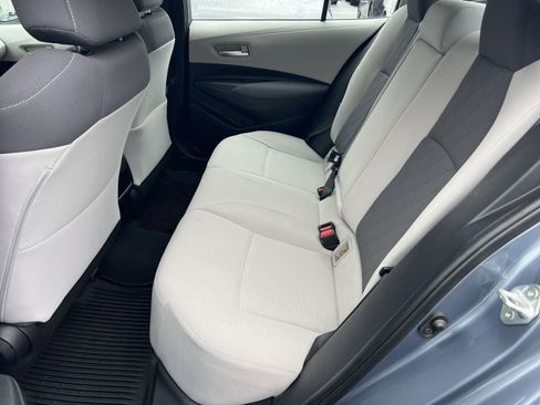 Used 2020 Toyota Corolla LE image 23