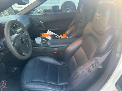 Used 2013 Chevrolet Corvette Grand Sport w/ 4LT Preferred Equipment Group image 9