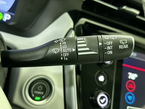 Used 2023 Chevrolet Bolt EUV Premier w/ Super Cruise Package image 28