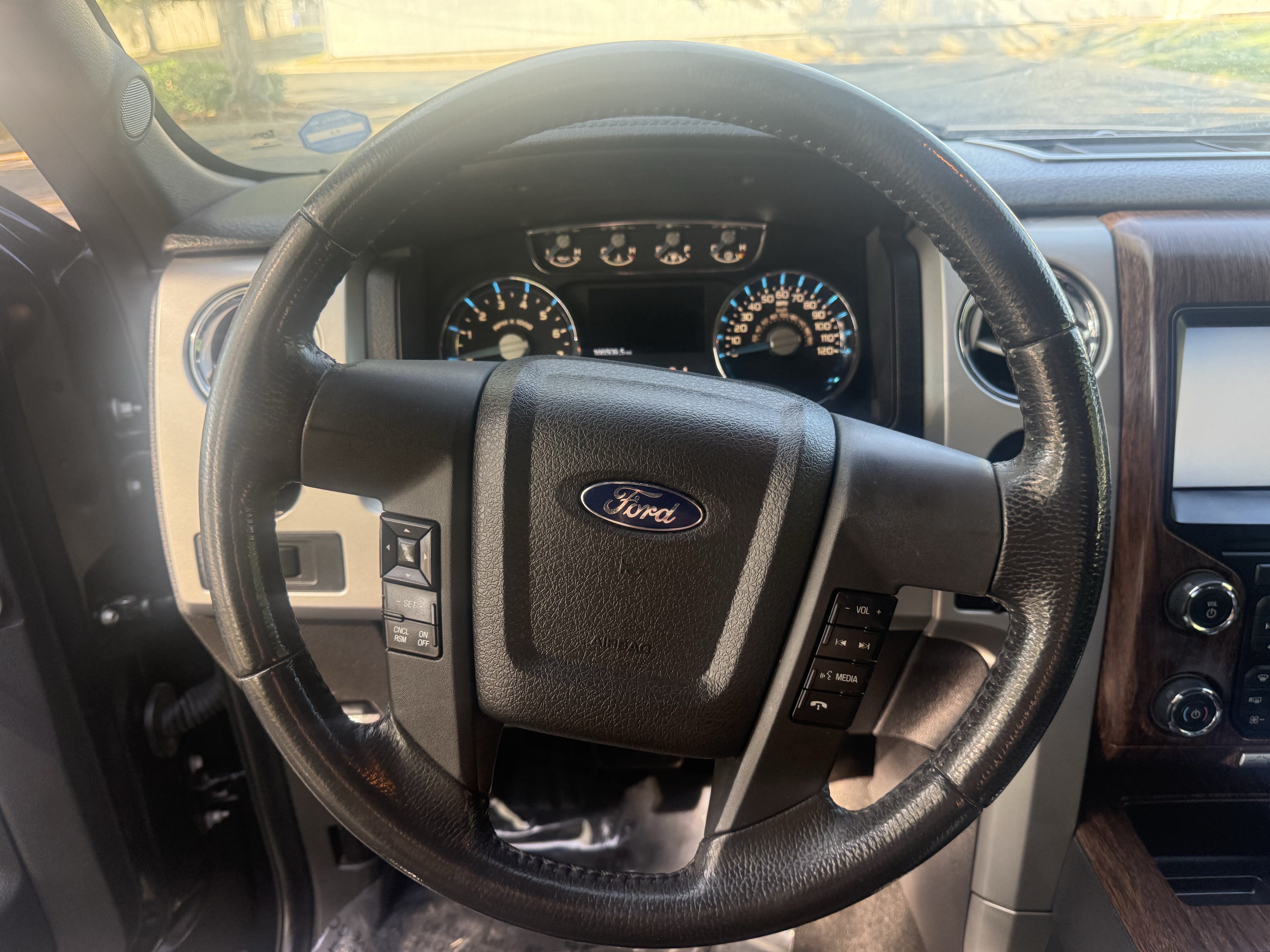 Used 2013 Ford F150 Lariat w/ Luxury Equipment Group AWD/4WD image 16