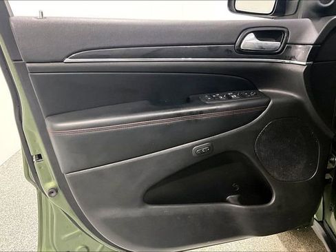 Used 2020 Jeep Grand Cherokee Trailhawk w/ Premium Lighting Group image 21