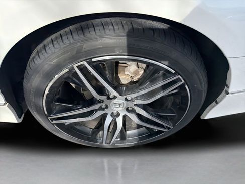 Certified 2022 Honda Accord Touring image 23