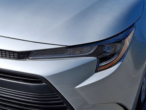 Certified 2024 Toyota Corolla LE FWD image 9