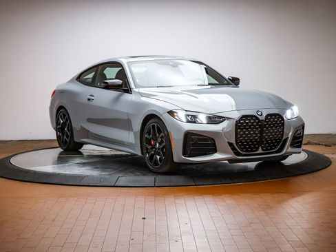 Used 2026 BMW 430i Coupe w/ M Sport Package RWD image 6