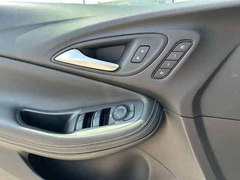 Used 2024 Buick Encore GX Avenir w/ Avenir Technology Package AWD/4WD image 17
