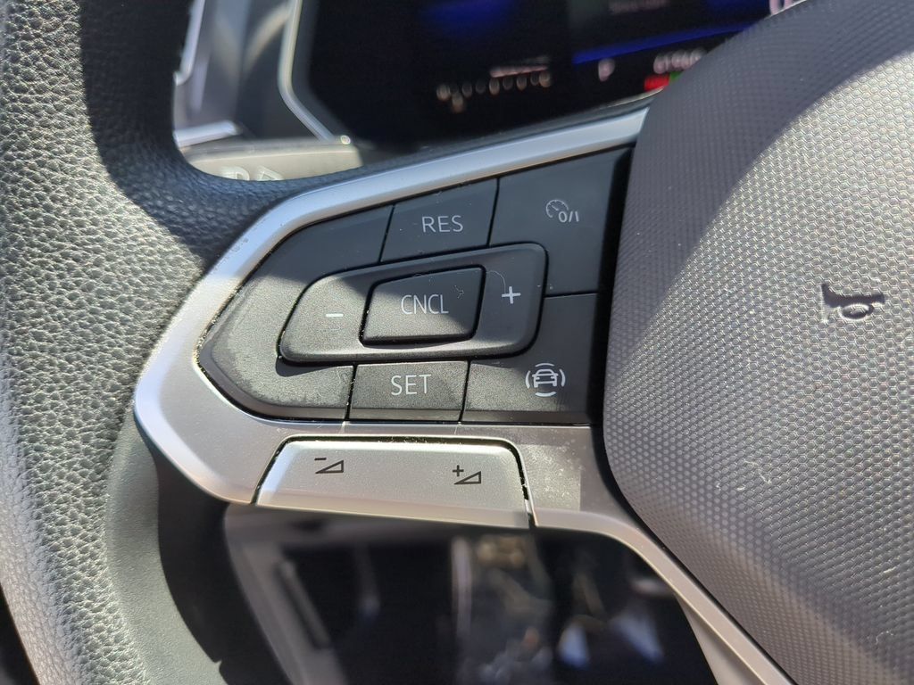 Certified 2023 Volkswagen Tiguan S FWD image 25