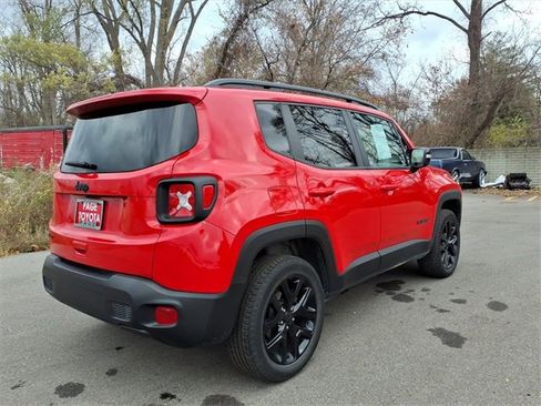 Used 2023 Jeep Renegade Altitude w/ Sun/Sound Group image 7