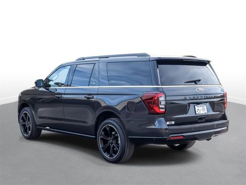Certified 2022 Ford Expedition Max Limited image 6