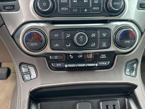 Used 2019 Chevrolet Tahoe Premier AWD/4WD image 11