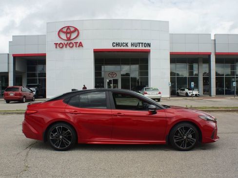 Used 2025 Toyota Camry XSE w/ Premium Plus Package FWD image 1
