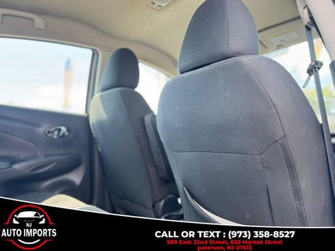 Used 2017 Nissan Versa SV image 21