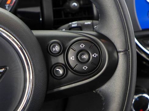 Used 2019 MINI Cooper 4-Door Hardtop image 29