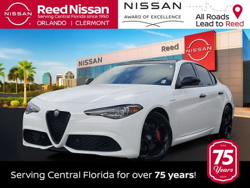 Used 2022 Alfa Romeo Giulia Veloce image 1