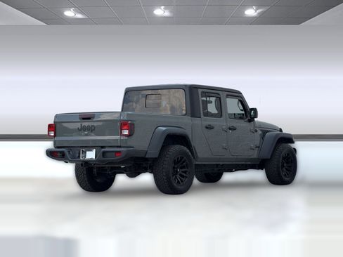Used 2023 Jeep Gladiator Sport AWD/4WD image 9