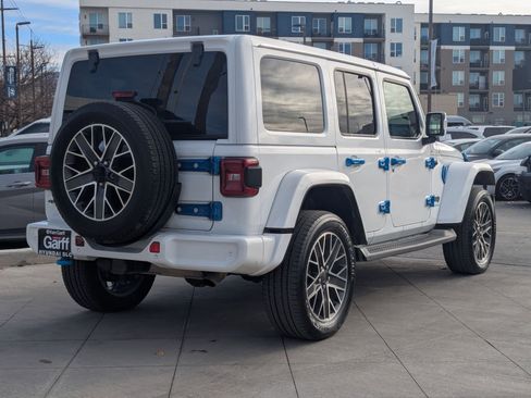 Used 2023 Jeep Wrangler Unlimited Sahara image 5