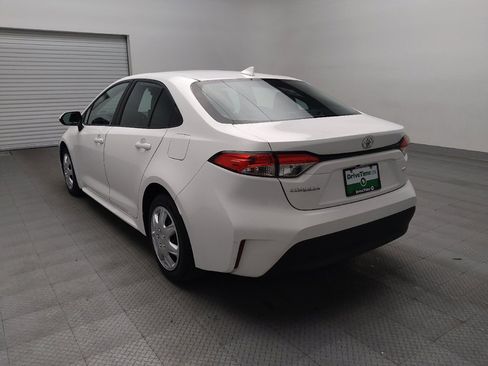 Used 2024 Toyota Corolla LE image 5