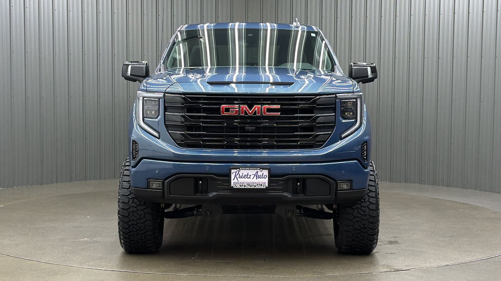 Used 2026 GMC Sierra 1500 Elevation w/ Elevation Premium Package AWD/4WD image 8