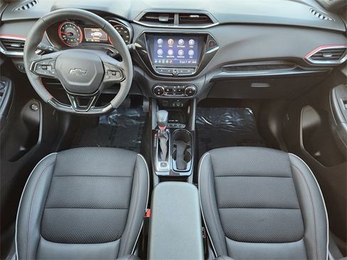 Certified 2023 Chevrolet TrailBlazer RS w/ Sun and Liftgate Package image 21