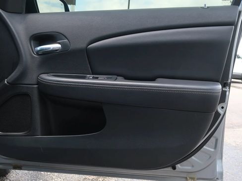 Used 2014 Dodge Avenger SXT FWD image 44