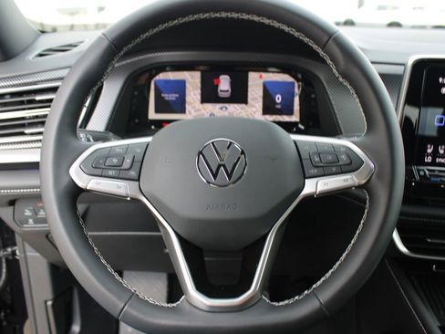 New 2026 Volkswagen Atlas Cross Sport SEL AWD/4WD image 11